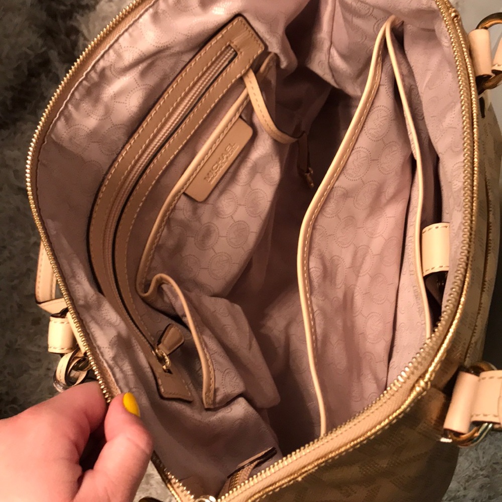 Large Gold Michael Kors Purse - Picture 3 of 4